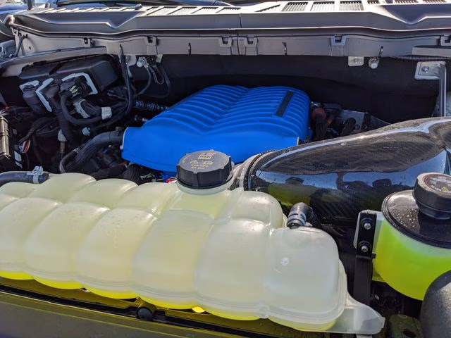 2025 White Metallic Ford F-150 Lariat 4X4 Truck