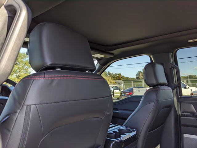 2025 White Metallic Ford F-150 Lariat 4X4 Truck