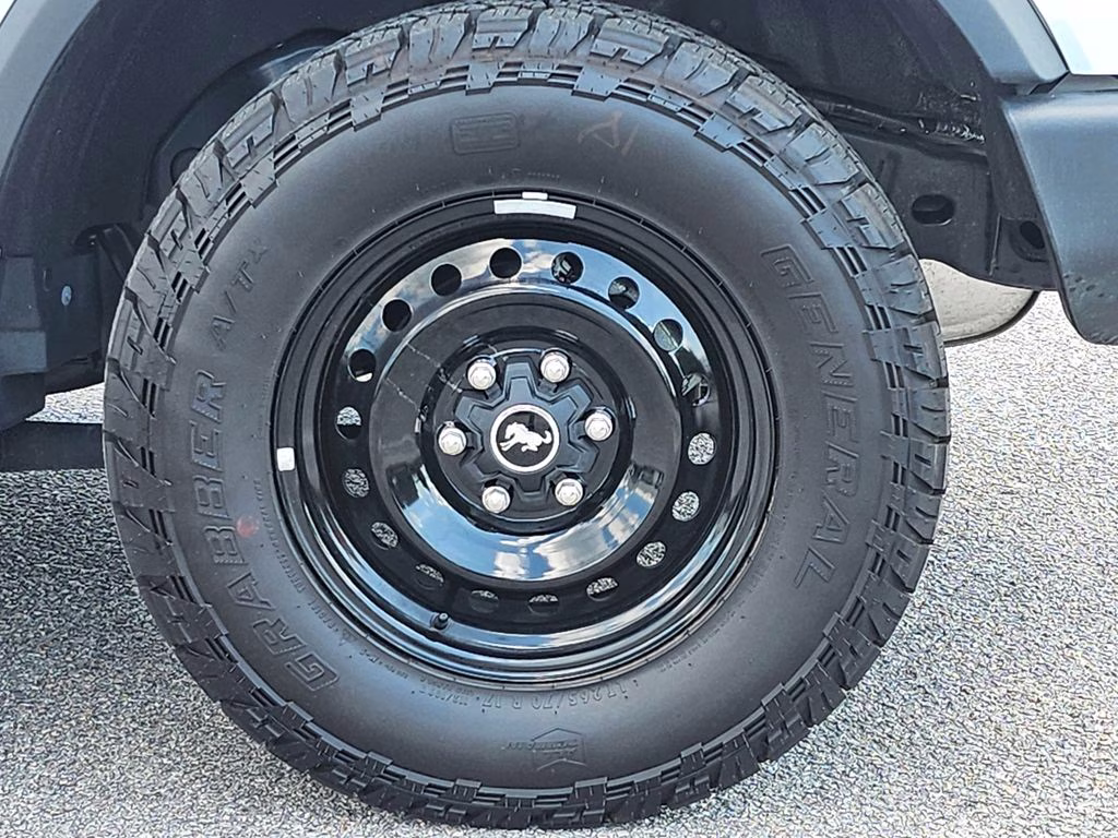 2026 Oxford White Ford Bronco Outer Banks 4X4 SUV