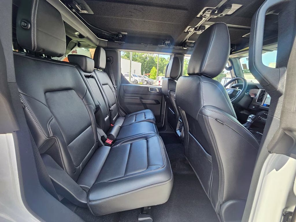 2026 Oxford White Ford Bronco Outer Banks 4X4 SUV
