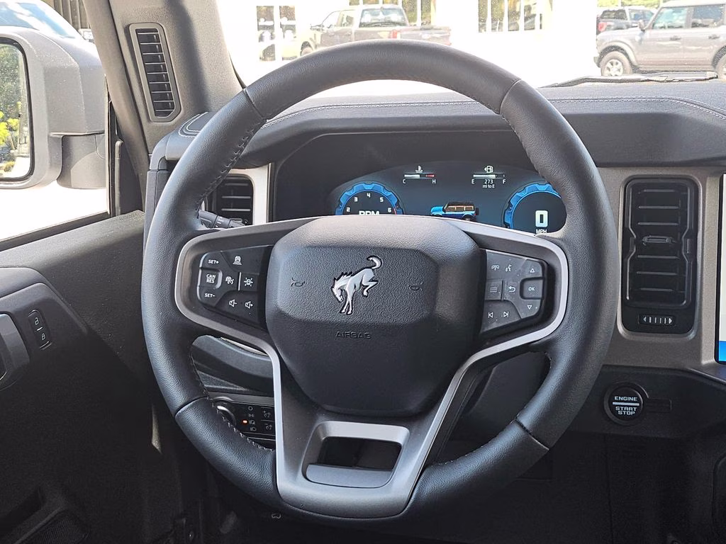 2026 Oxford White Ford Bronco Outer Banks 4X4 SUV