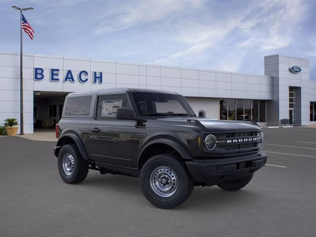2026 Shadow Black Ford Bronco Base 4X4 SUV