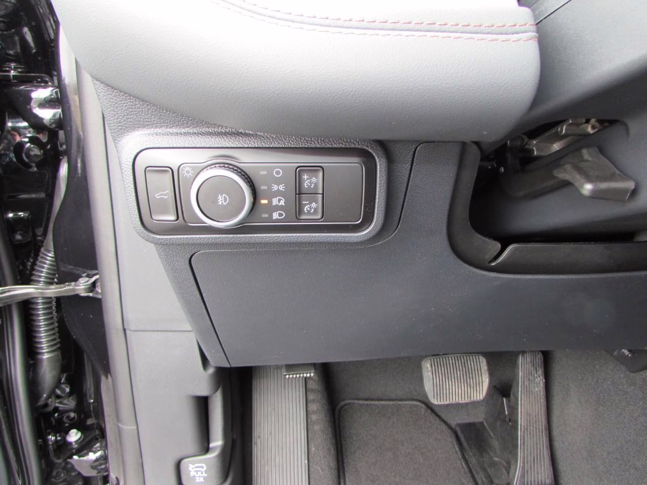 2026 Agate Black Metallic Ford Explorer Active 4X4 SUV