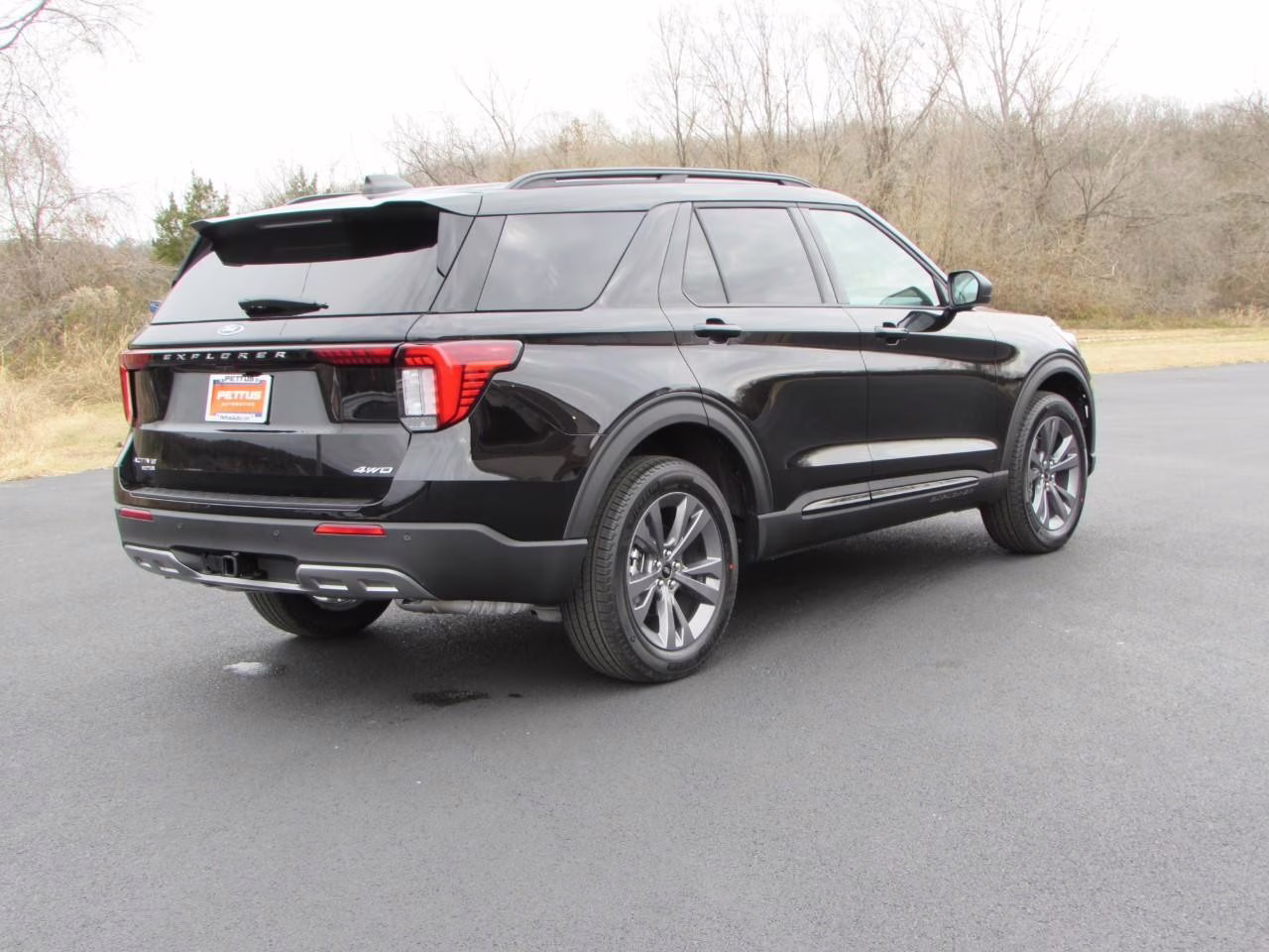2026 Agate Black Metallic Ford Explorer Active 4X4 SUV