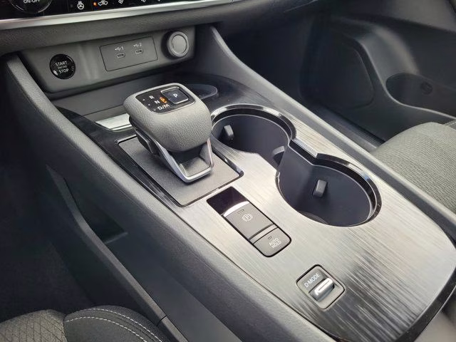 2026 White Pearl Nissan Rogue SV FWD SUV