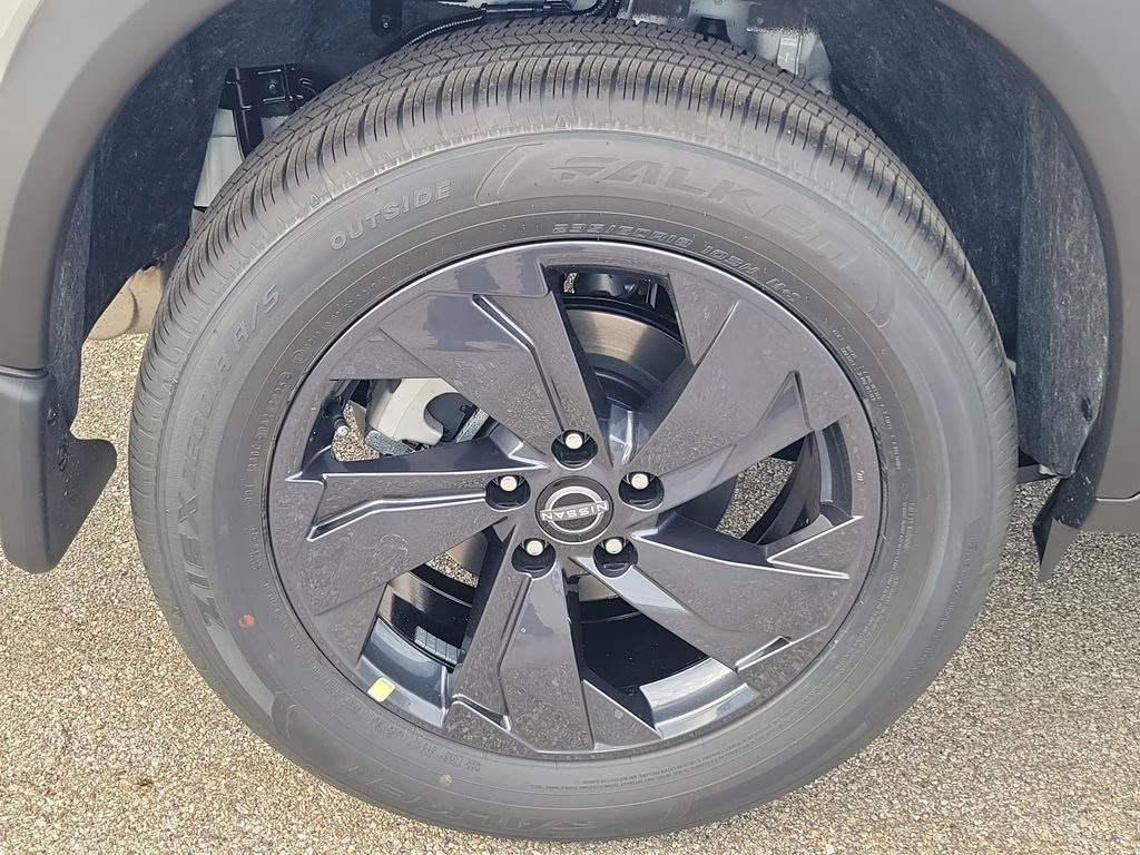 2026 White Pearl Nissan Rogue SV FWD SUV