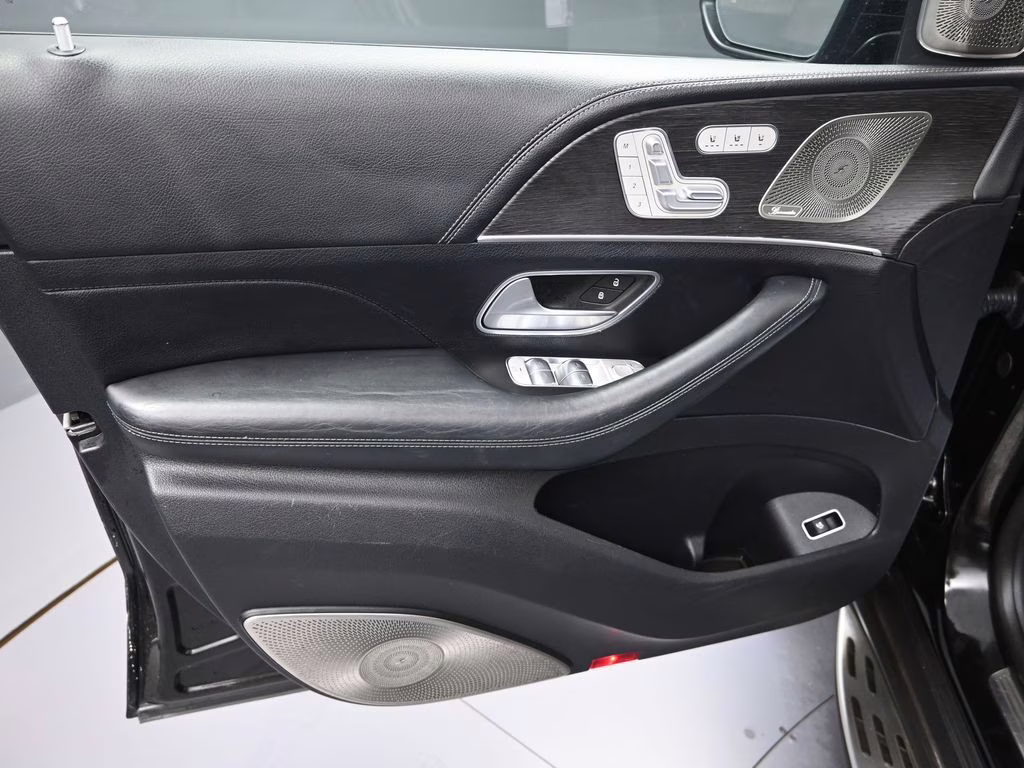 2021 Obsidian Black Metallic Mercedes-Benz GLS GLS 580 AWD SUV