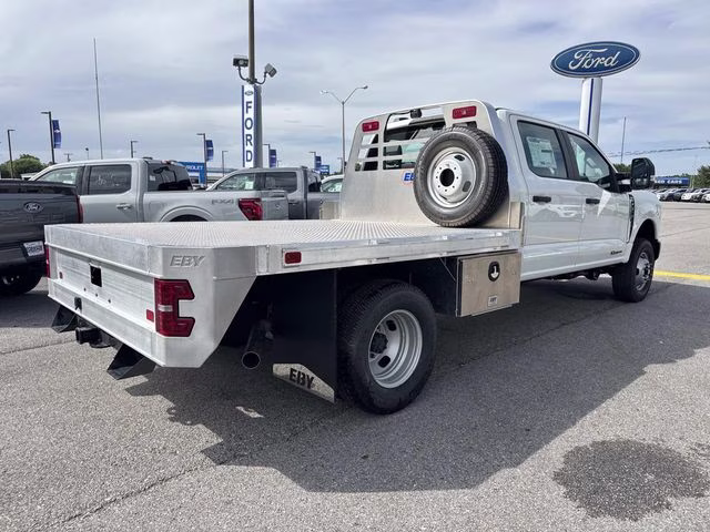 2026 Oxford White Ford Super Duty F-350 DRW XL 4X4 Chassis