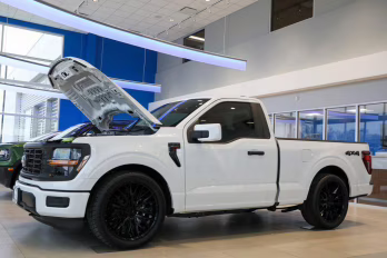 2026 Oxford White Ford F-150 XL 4X4 Truck