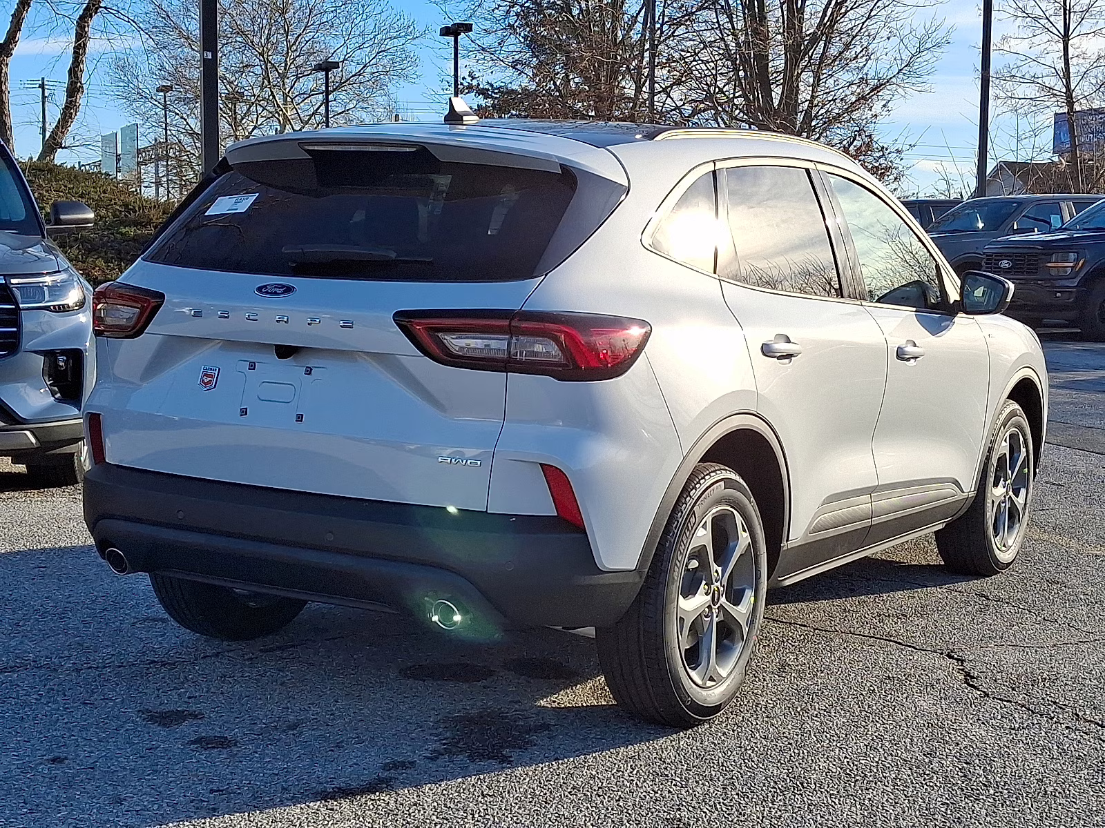 2026 space silver metallic - A3 Ford Escape ST-Line Select AWD