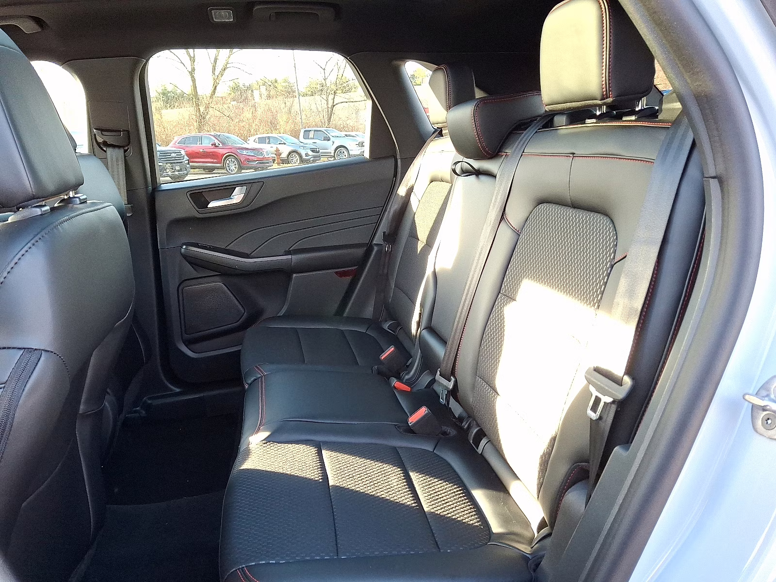 2026 space silver metallic - A3 Ford Escape ST-Line Select AWD