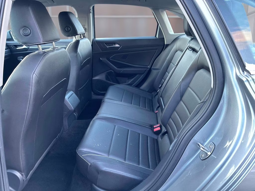 2024 Silver Volkswagen Jetta 1.5T SE FWD Sedan