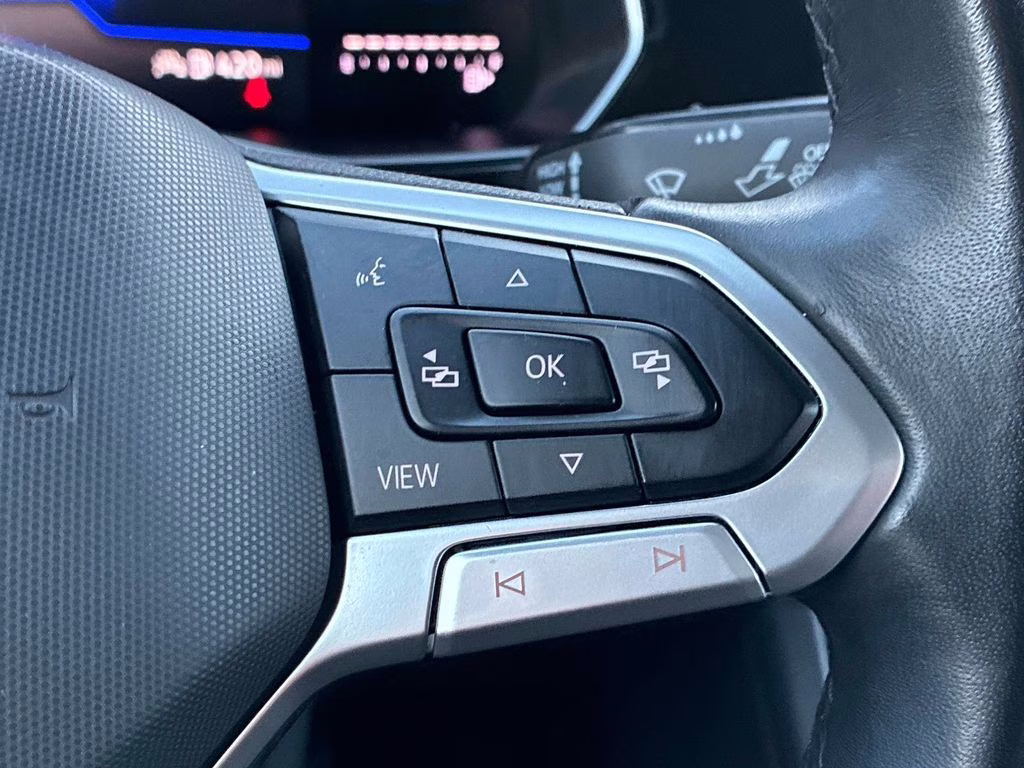 2024 Silver Volkswagen Jetta 1.5T SE FWD Sedan