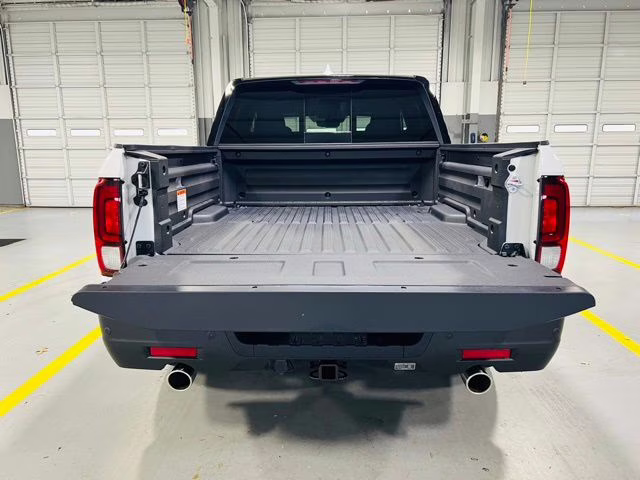 2026 Platinum White Pearl Honda Ridgeline TrailSport+ AWD Truck
