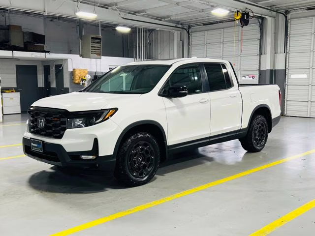 2026 Platinum White Pearl Honda Ridgeline TrailSport+ AWD Truck