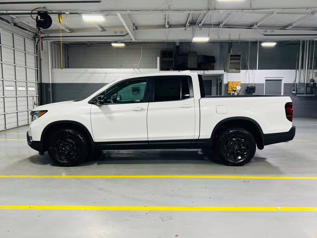 2026 Platinum White Pearl Honda Ridgeline TrailSport+ AWD Truck