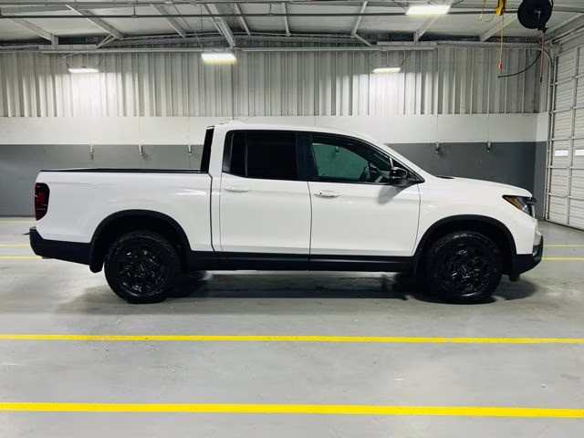 2026 Platinum White Pearl Honda Ridgeline TrailSport+ AWD Truck