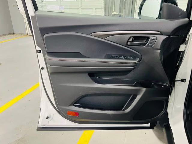 2026 Platinum White Pearl Honda Ridgeline TrailSport+ AWD Truck