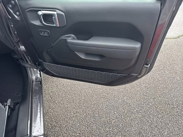 2026 Granite Crystal Metallic Clearcoat Jeep Wrangler Sport S 4X4 Convertible