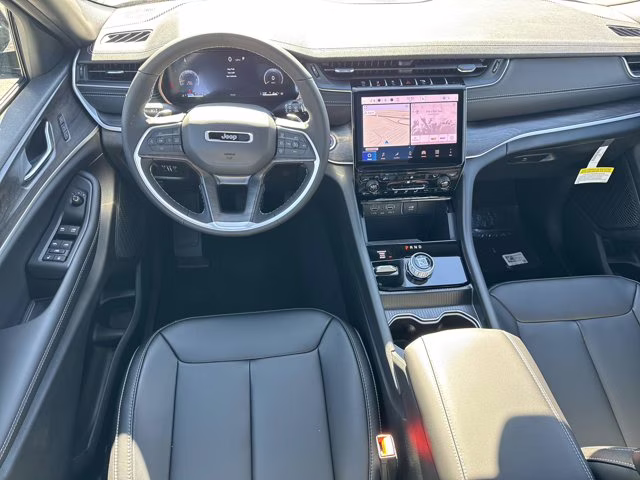 2025 Bright White Clearcoat Jeep Grand Cherokee L Limited 4X4 SUV