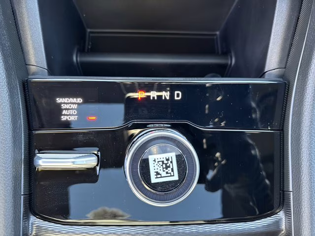 2025 Bright White Clearcoat Jeep Grand Cherokee L Limited 4X4 SUV