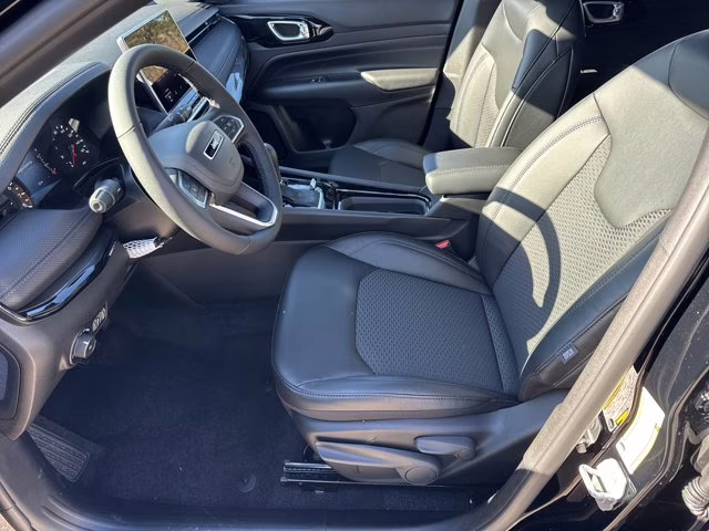 2026 Diamond Black Crystal Pearlcoat Jeep Compass Latitude Altitude 4X4 SUV