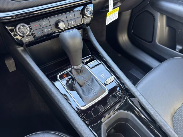 2026 Diamond Black Crystal Pearlcoat Jeep Compass Latitude Altitude 4X4 SUV