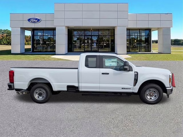 2026 Oxford White Ford Super Duty F-250 SRW XL RWD Truck