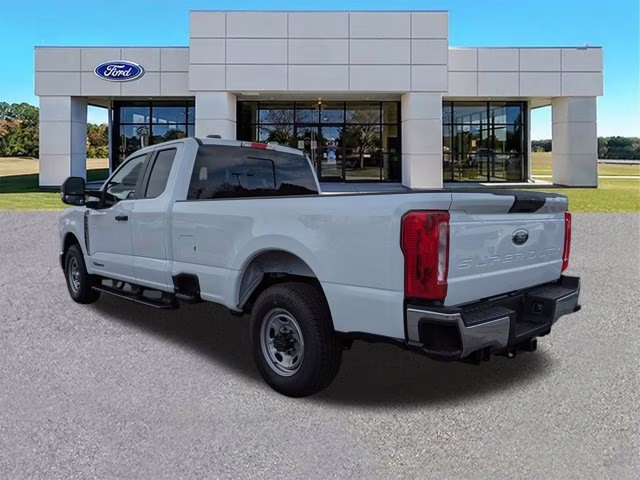 2026 Oxford White Ford Super Duty F-250 SRW XL RWD Truck