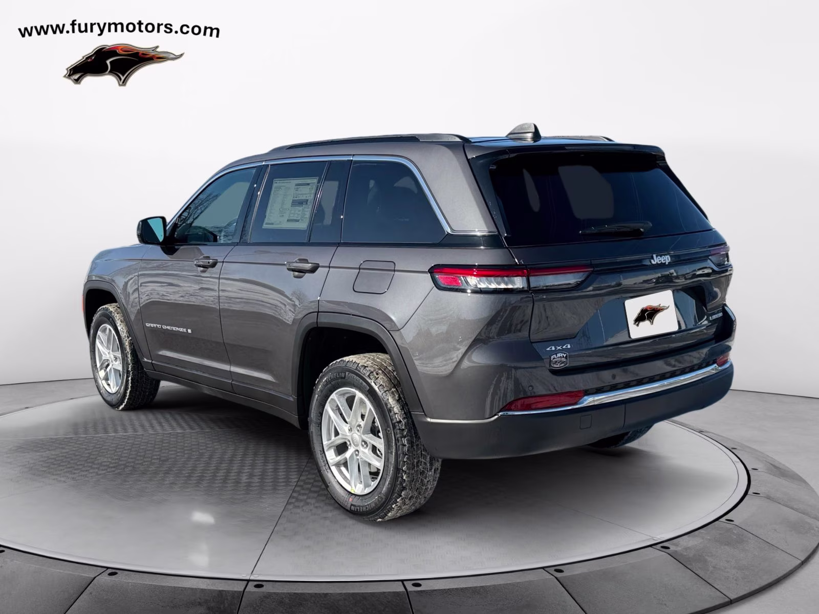 2025 Baltic Gray Metallic Clearcoat Jeep Grand Cherokee 4X4 SUV