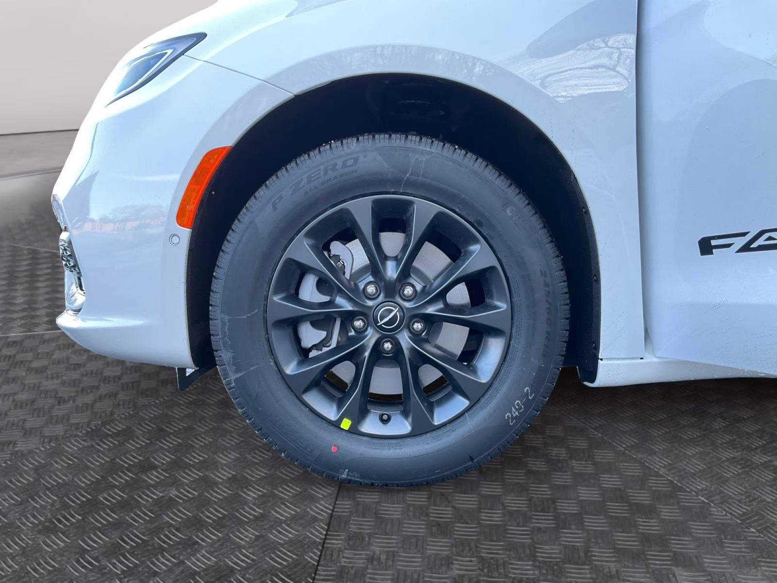 2026 Bright White Clearcoat Chrysler Pacifica Select AWD Van