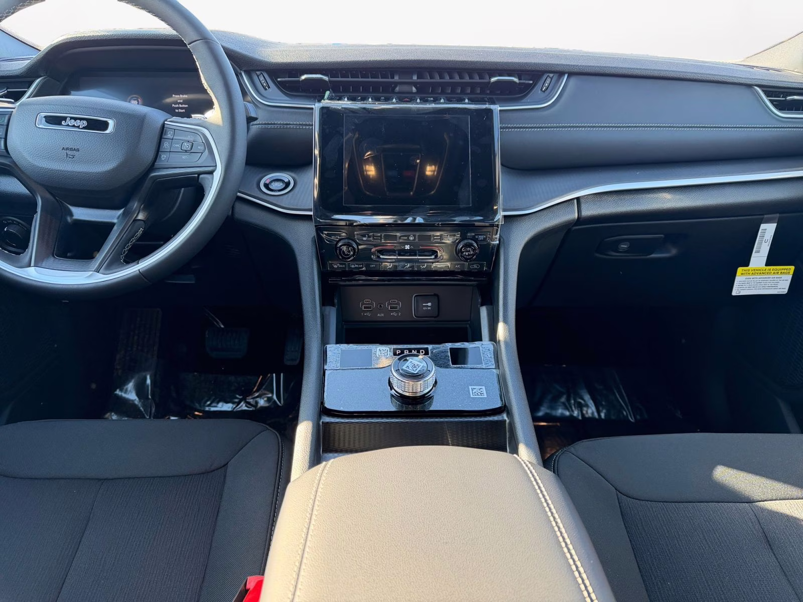 2025 Baltic Gray Metallic Clearcoat Jeep Grand Cherokee 4X4 SUV