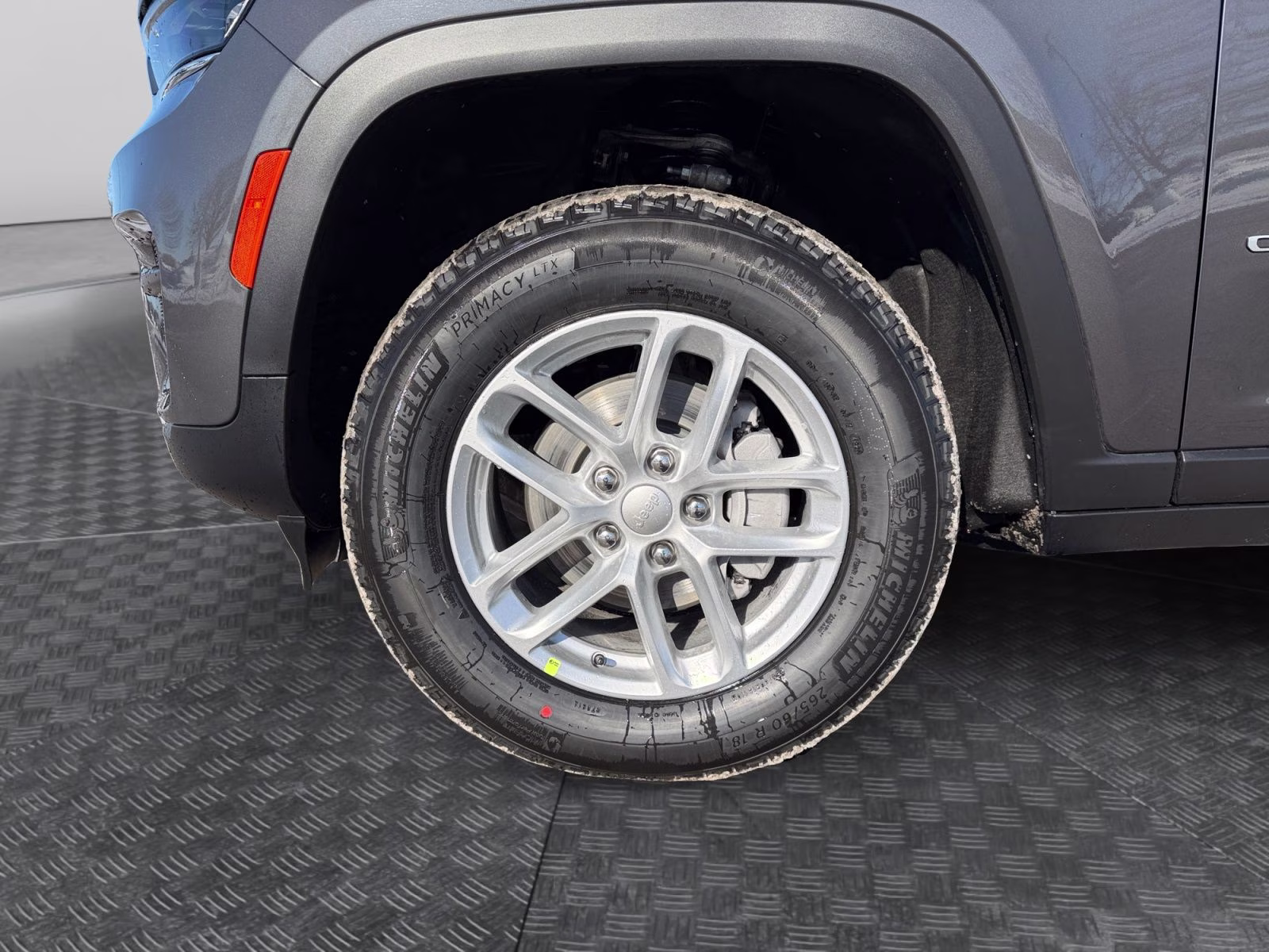 2025 Baltic Gray Metallic Clearcoat Jeep Grand Cherokee 4X4 SUV