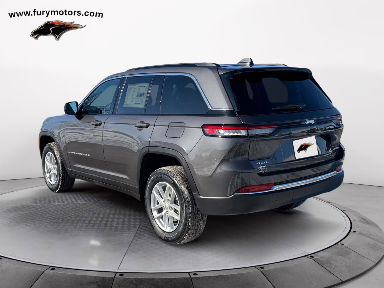 2025 Baltic Gray Metallic Clearcoat Jeep Grand Cherokee 4X4 SUV