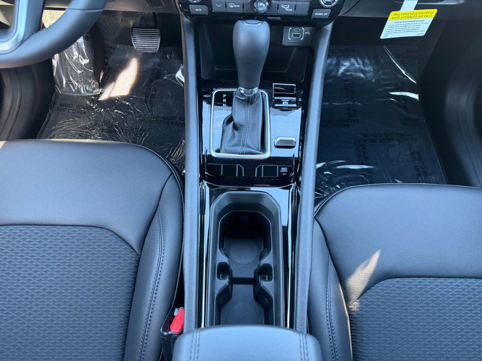 2026 silver zynith metallic clearcoat Jeep Compass Latitude 4X4 SUV