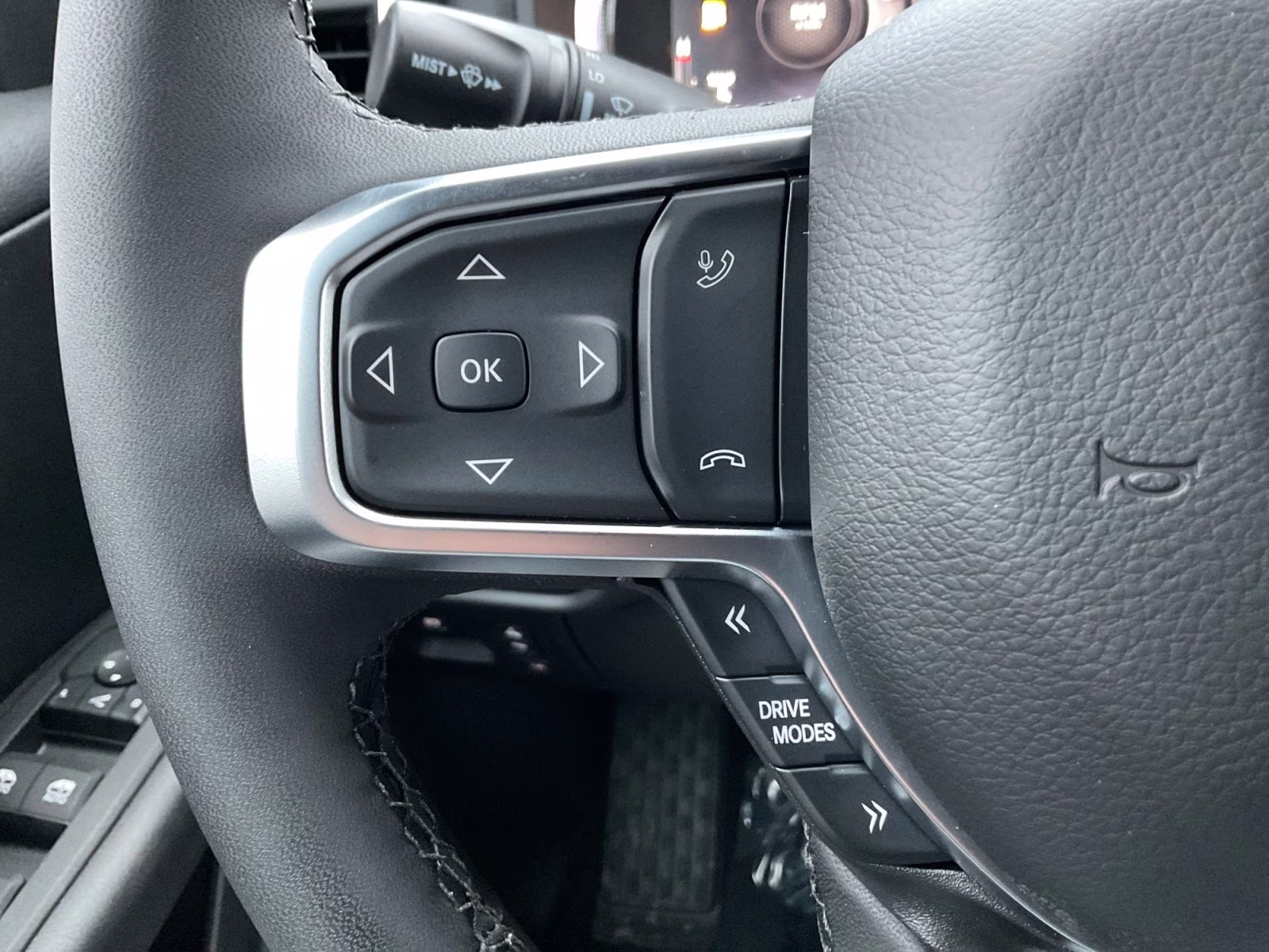 2026 Diamond Black Crystal Pearlcoat Ram 1500 Big Horn/Lone Star 4X4 Truck