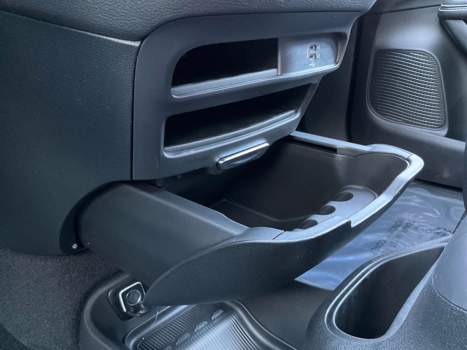 2026 Bright White Clearcoat Chrysler Pacifica Select AWD Van