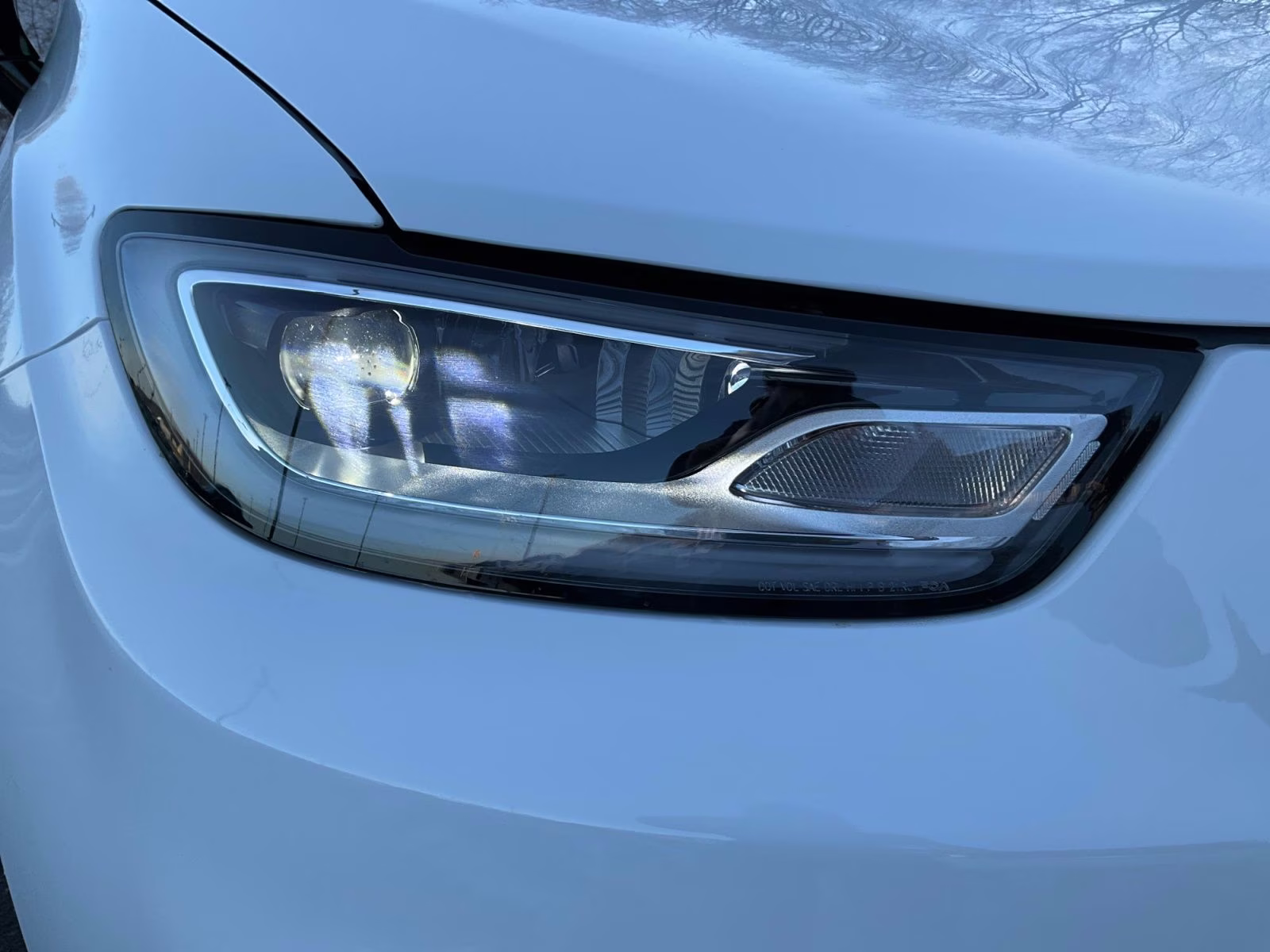 2026 Bright White Clearcoat Chrysler Pacifica Select AWD Van