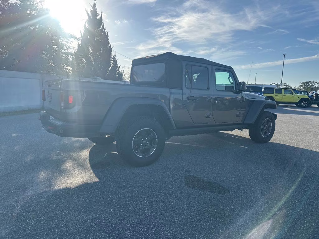 2022 Sting-Gray Clearcoat Jeep Gladiator Rubicon 4X4 Truck
