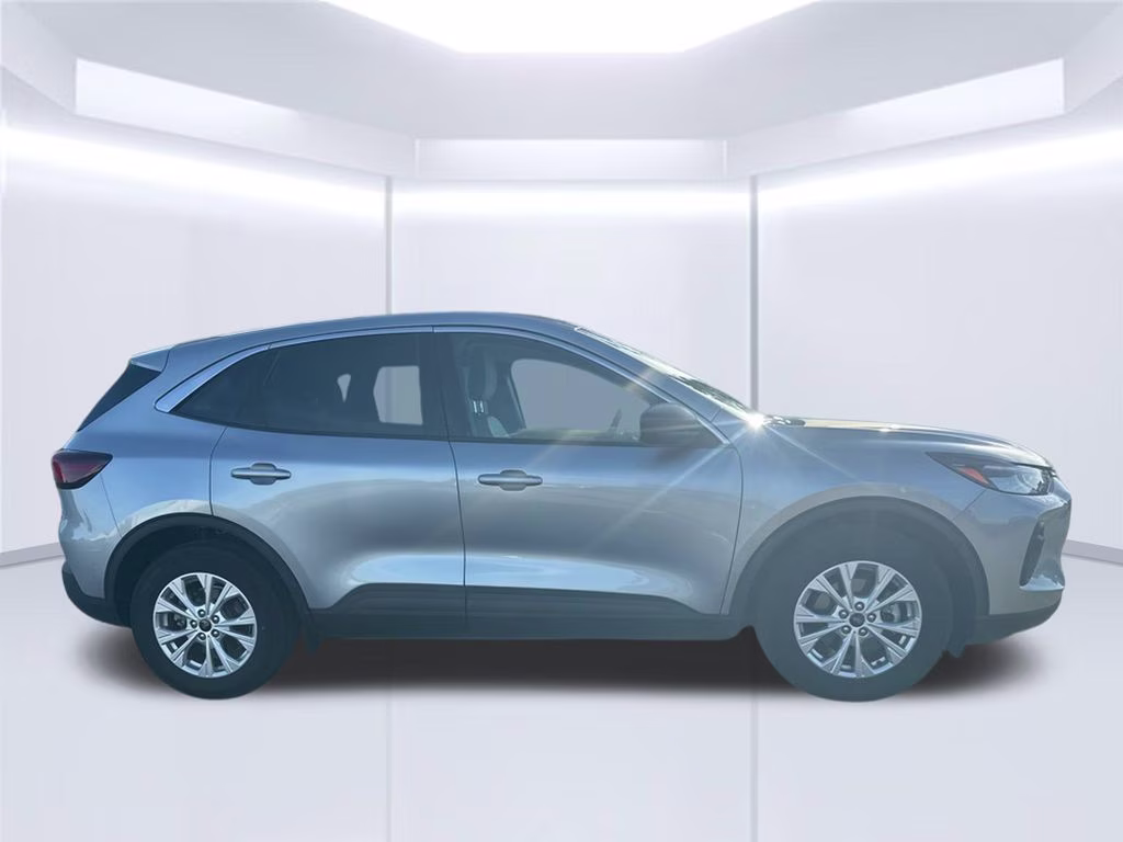 2024 Iconic Silver Metallic Ford Escape Active FWD SUV