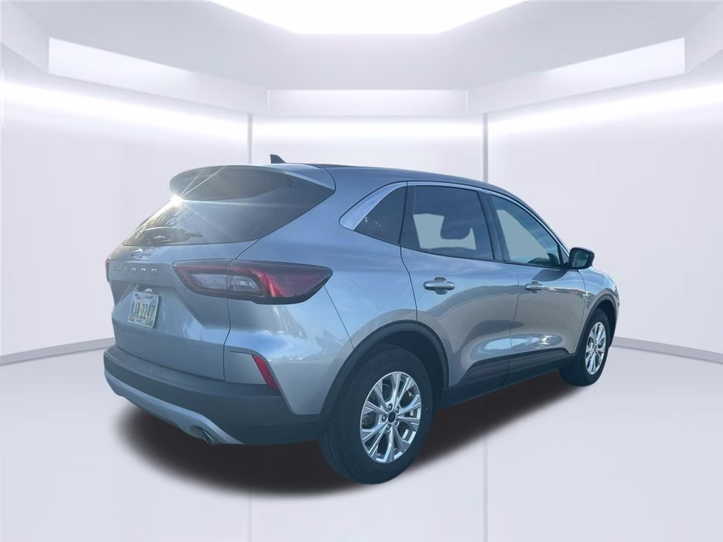 2024 Iconic Silver Metallic Ford Escape Active FWD SUV