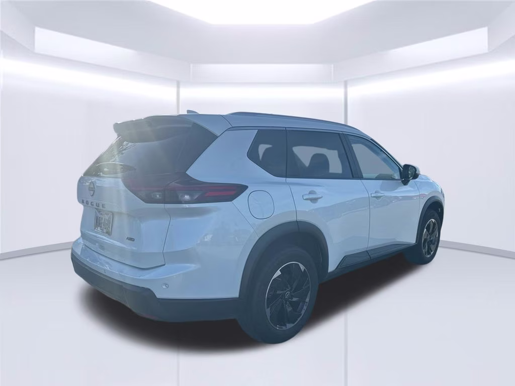 2025 Glacier White Nissan Rogue SV AWD SUV