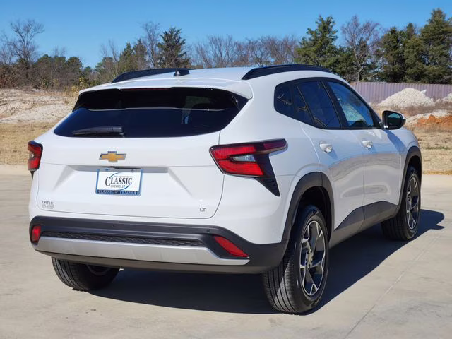 2026 Summit White Chevrolet Trax LT FWD SUV