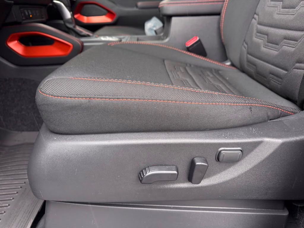 2026 Gun Metallic Nissan Frontier PRO-4X 4X4 Truck