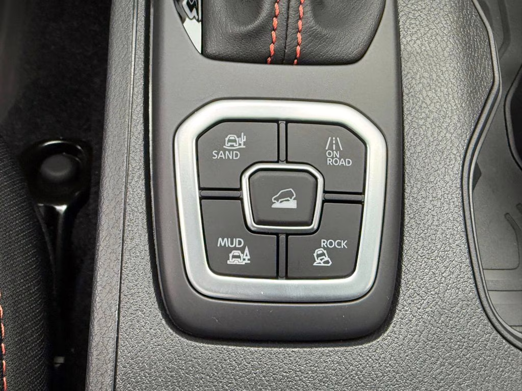 2026 Gun Metallic Nissan Frontier PRO-4X 4X4 Truck