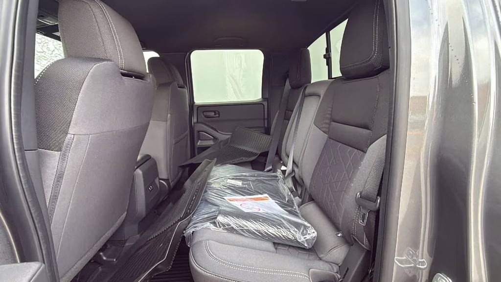 2026 Gun Metallic Nissan Frontier SV 4X4 Truck