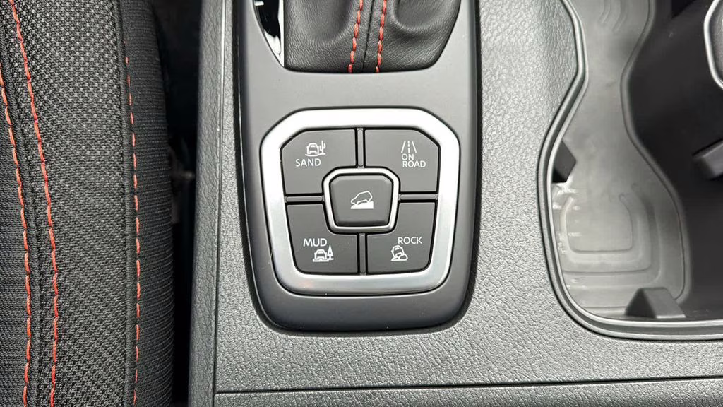 2026 Super Black Nissan Frontier PRO-4X 4X4 Truck