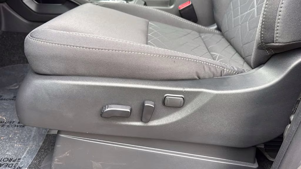 2026 Gun Metallic Nissan Frontier SV 4X4 Truck