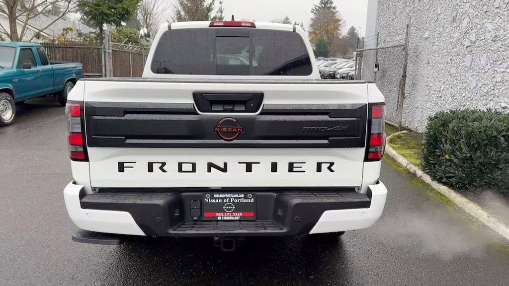 2026 Glacier White Nissan Frontier PRO-4X 4X4 Truck