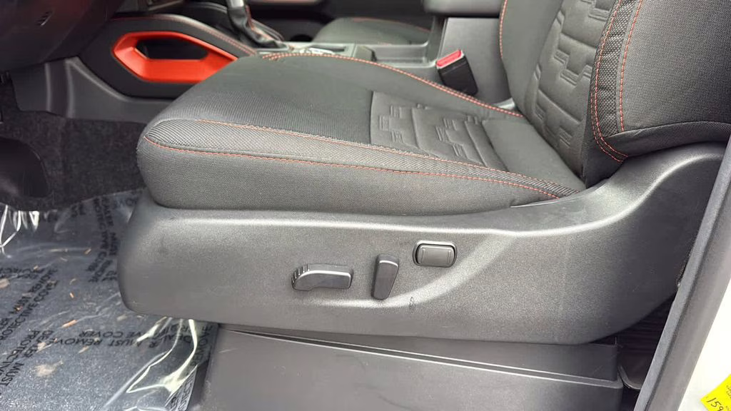 2026 Glacier White Nissan Frontier PRO-4X 4X4 Truck